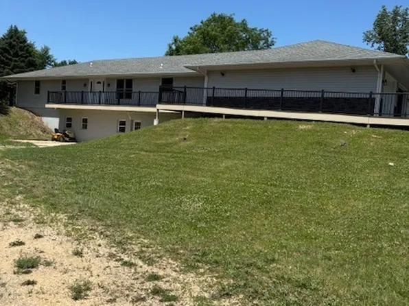 2520 Us Route 20 St, Belvidere, IL 61008