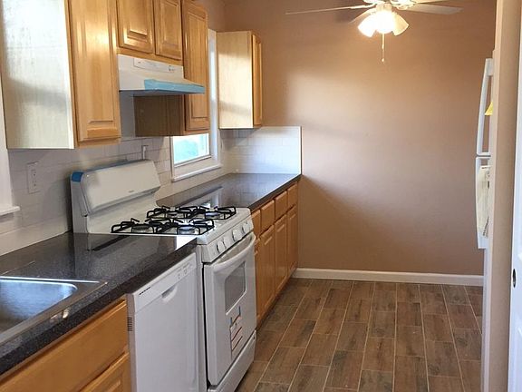 Spacious Kitchen