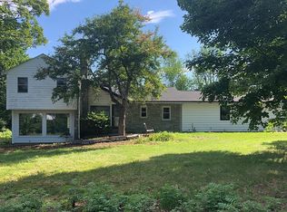 100 State Rd, Baldwinville, MA 01436