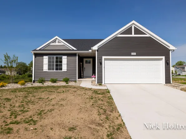 10890 Vine Leaf Cir, Allendale, MI 49401