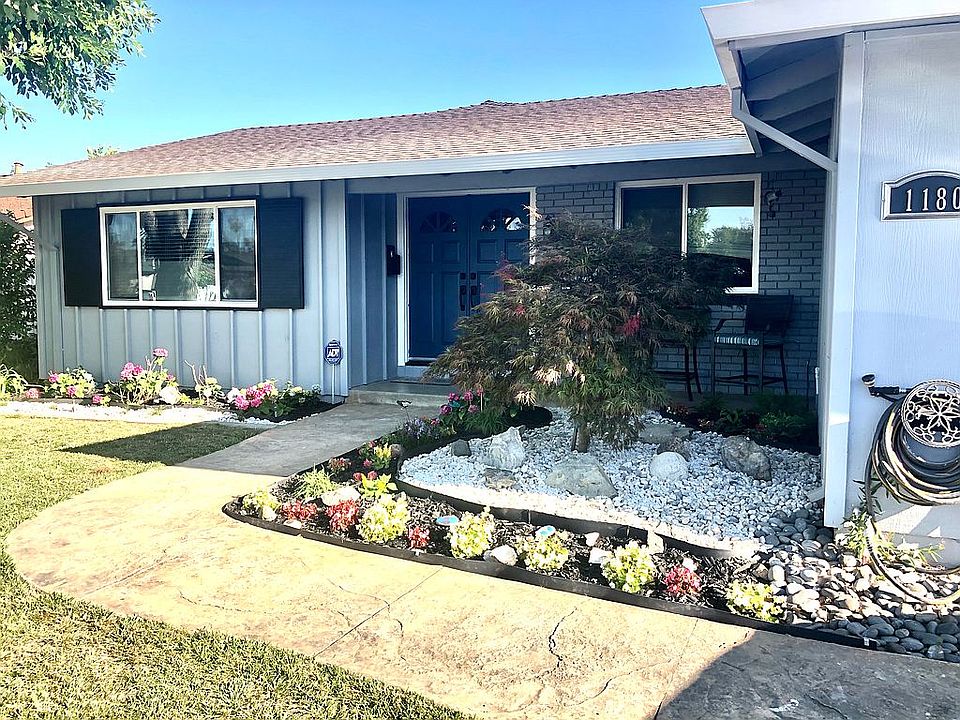 2nd image of 1180 San Miguel St