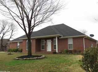 2003 Caleb Dr, Searcy, AR 72143