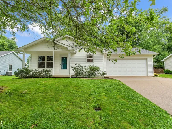 140 Woodhaven Dr, Greencastle, IN 46135