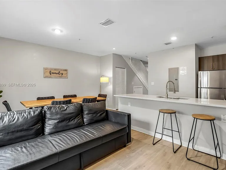 171 NW 158th St #8 — Photo 3