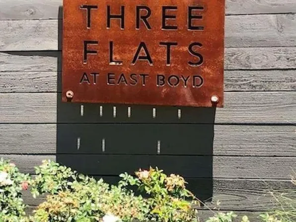 255 E Boyd Dr #207, Baton Rouge, LA 70808