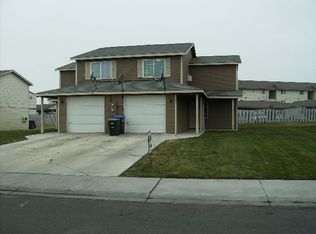 722 NW Sunburst Ct, Moses Lake, WA 98837