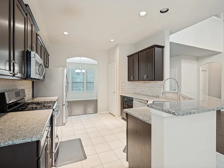 Lots of cabinet space