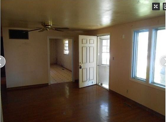 2nd image of 231 Harrison St