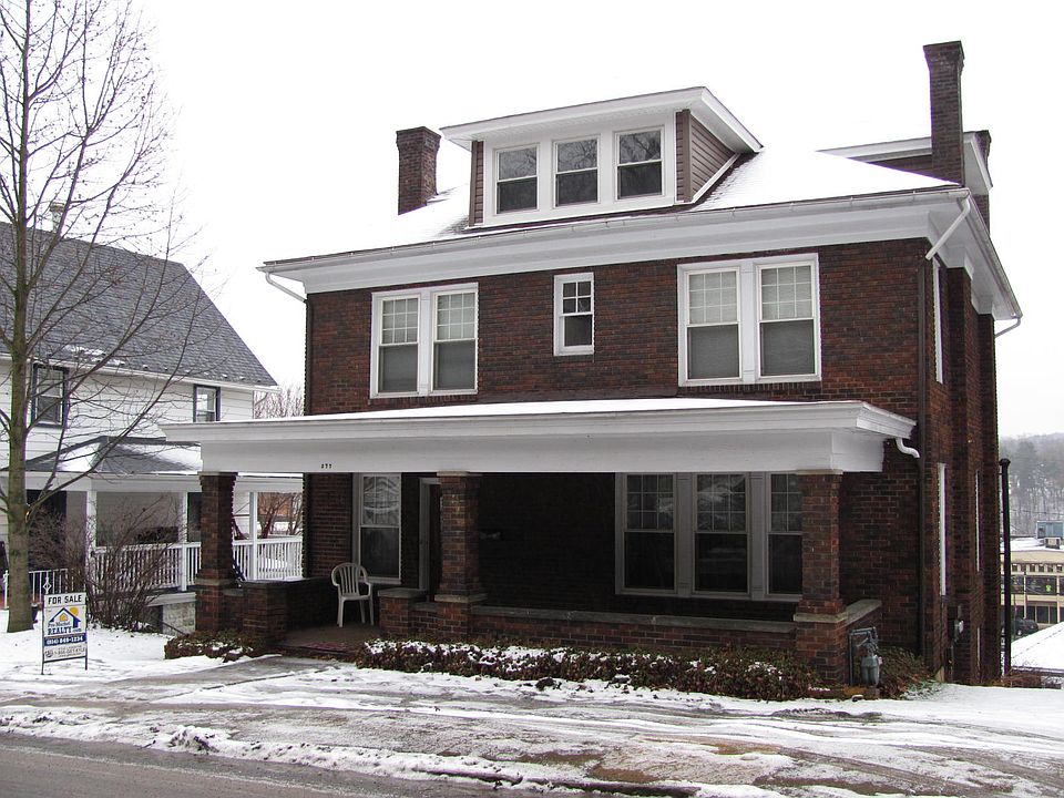 1st image of 227 Jefferson St