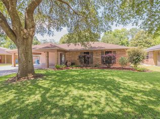 122 Vivian Dr, Lafayette, LA 70508