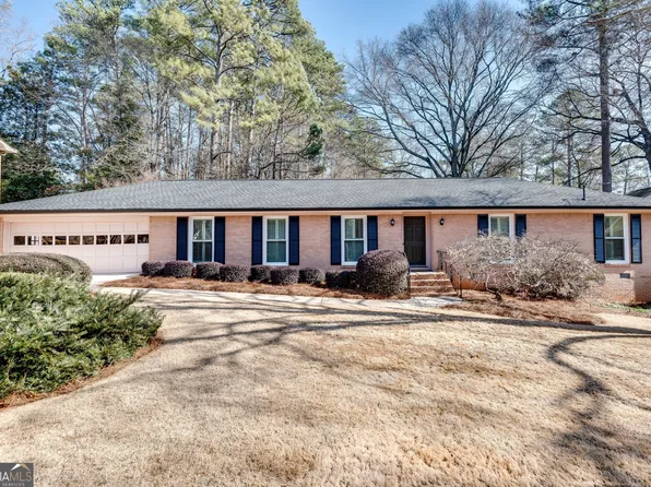 1523 Country Squire Ct, Decatur, GA 30033