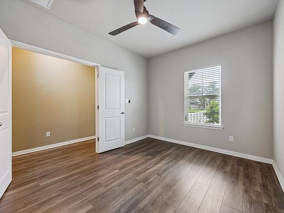 4th image of 11611 Copperstone Ave