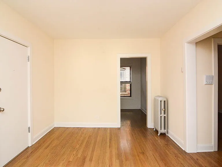2643 N Spaulding Ave #E4 — Photo 11