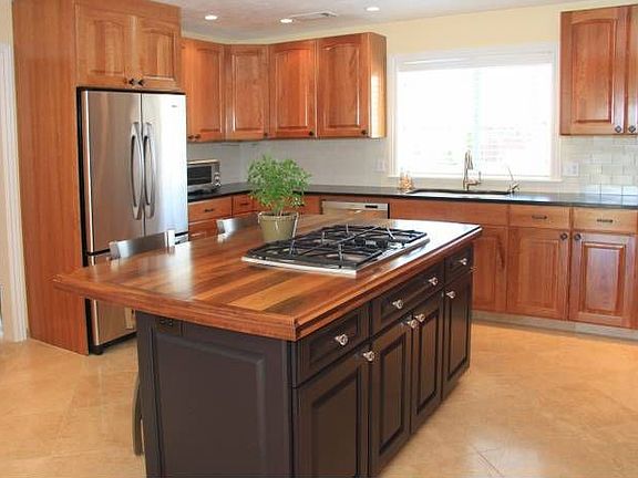 Gourmet Kitchen