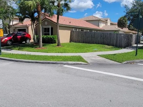 1561 SE 16th Ave, Homestead, FL 33035