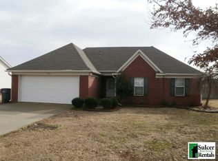 5523 Deerfield Dr, Jonesboro, AR 72404