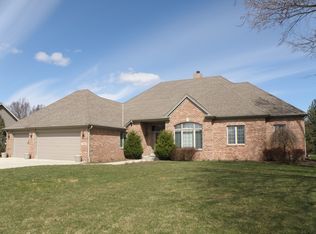 17800 Parish Dr, Brookfield, WI 53045