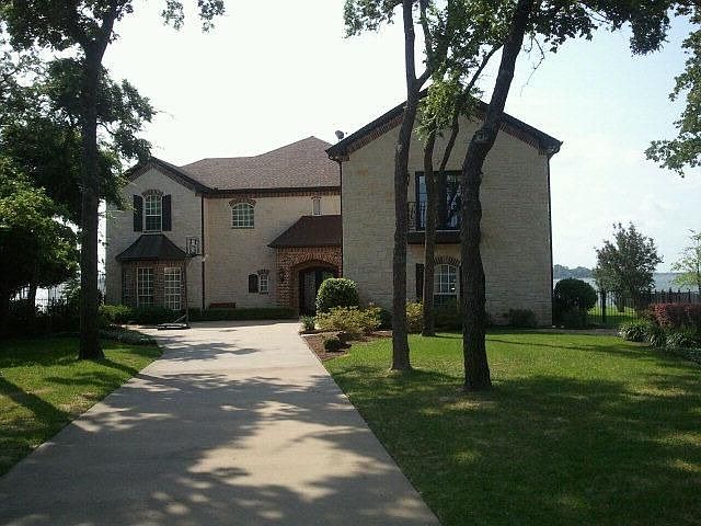 1st image of 123 Saint Annes Dr