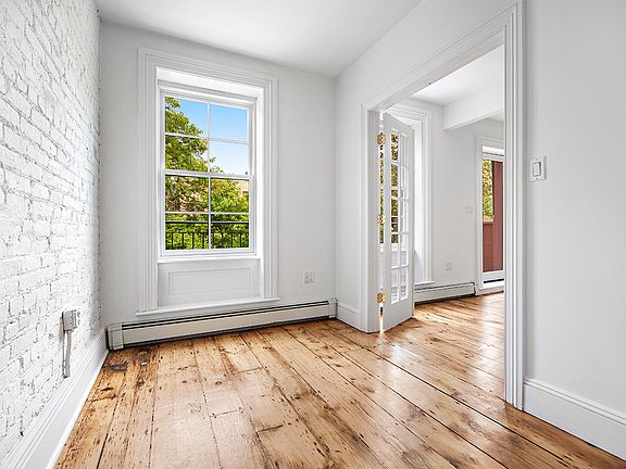 3rd image of 343 W 20th St #7