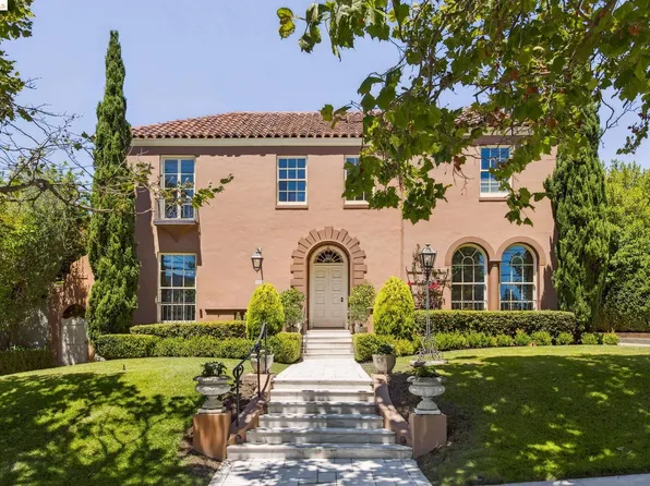 1218 Ashmount Ave, Piedmont, CA 94610