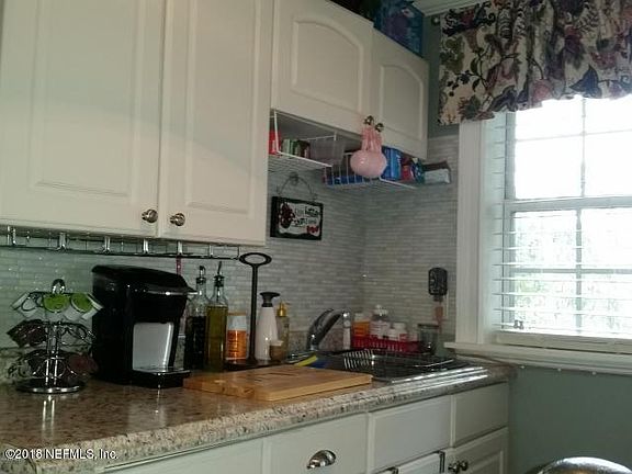 4th image of 2563 Dellwood Ave #2