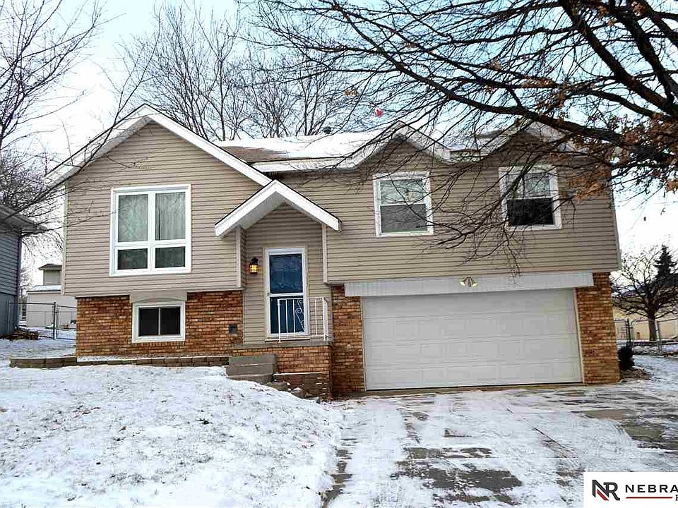 1st image of 13606 Redwood Cir