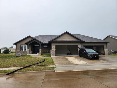 2223 Eldie Dr, Asbury, IA, 52002