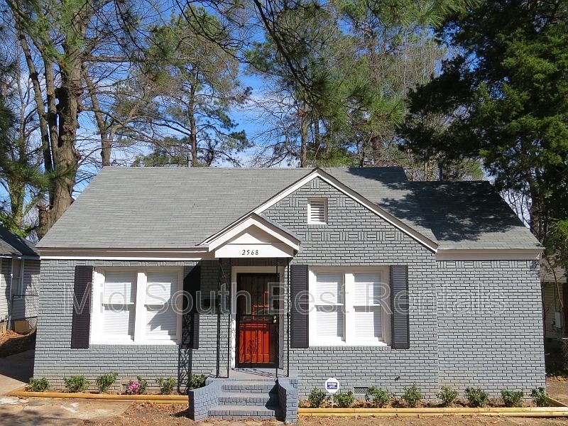 1st image of 2568 Arlington Ave