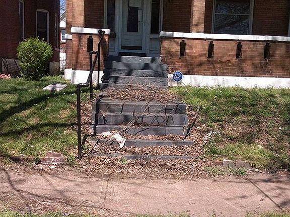4th image of 5051 Cabanne Ave