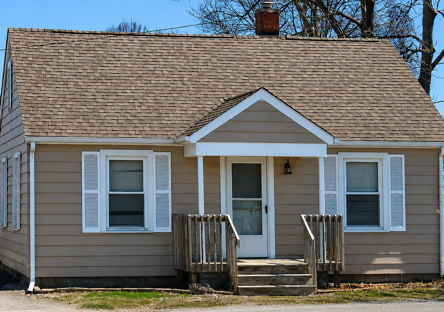 2 Bed 1 Bath Single Family Home — Photo 1
