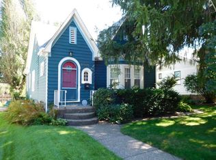 2945 Farnam St, Davenport, IA 52803