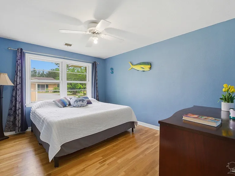730 Nagel Dr — Photo 23