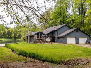 301 Moonrun Ln, Greenback, TN 37742