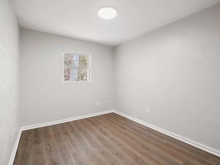 1114 Drewry Rd #A — Photo 12