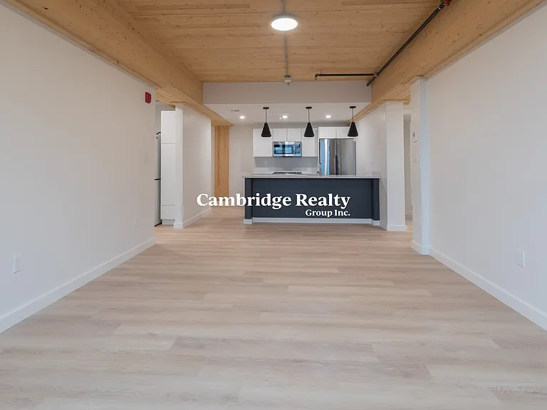 11 Lenox St #401T — Photo 5