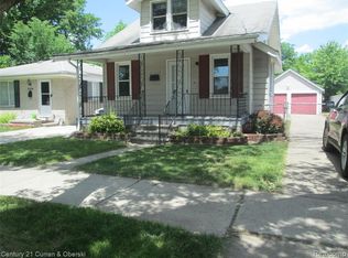 17628 Colgate St, Dearborn Heights, MI 48125