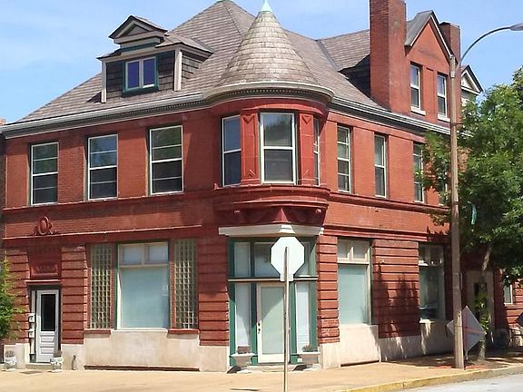 2nd image of 3901 Shenandoah Ave