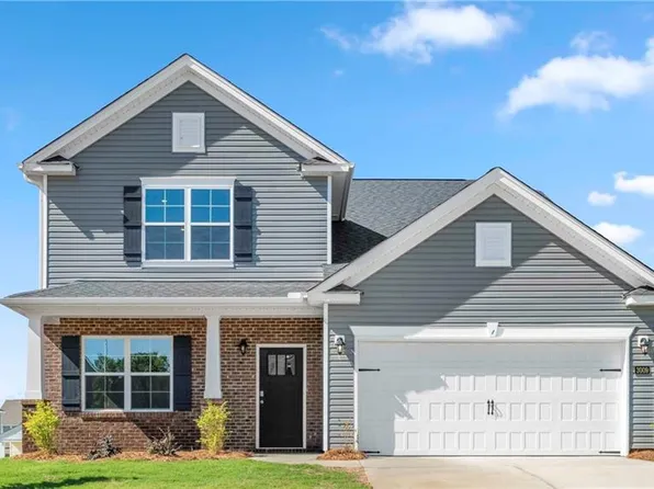 2708 Luxborough Ln, Mebane, NC 27302