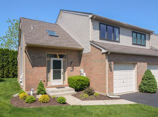3233 Oakland Square Dr, Bethlehem, PA 18020
