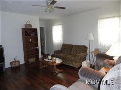 3rd image of 4002 8th Ave