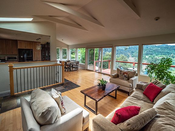 3rd image of 20779 Locust Dr