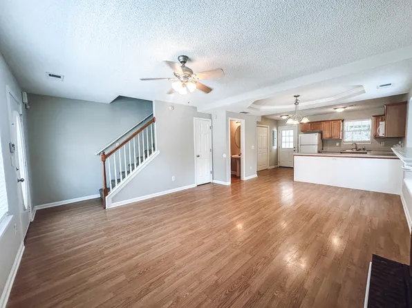 890 Highway 42 S APT B2, Jackson, GA 30233