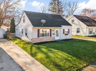 1290 Curtis Ave, Cuyahoga Falls, OH 44221