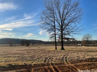 40 Republican Valley Dr, Greenbrier, AR 72058