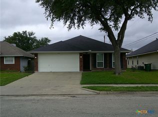 305 Stone Gate Dr, Victoria, TX 77904