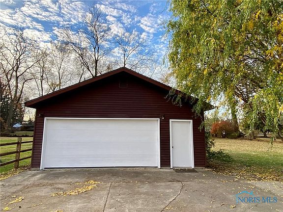 3rd image of 4111 Arnelle Dr