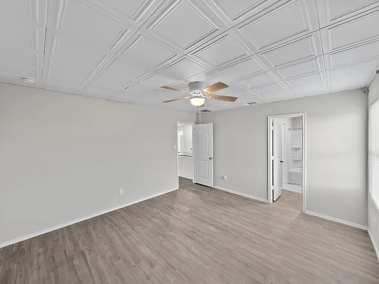 4138 Southton Tarn — Photo 17