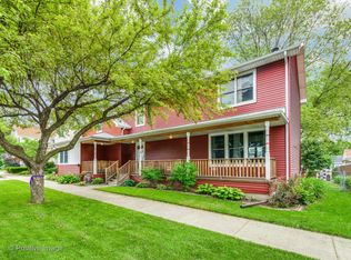 209 S Dunton Ave, Arlington Heights, IL 60005
