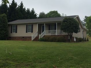 217 Larkwood Rd, Liberty, SC 29657