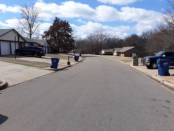 5th image of 4617 Brookwood Dr